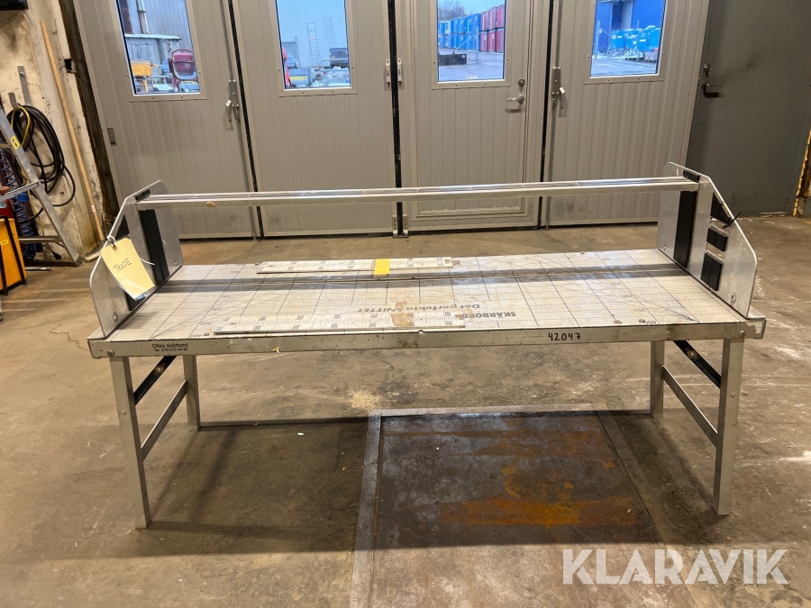 Skärbord för isolering Olles skärbord Isolering