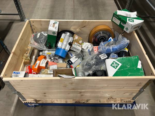 Kardan, drivhjul, skenstyrningsvagnar mm