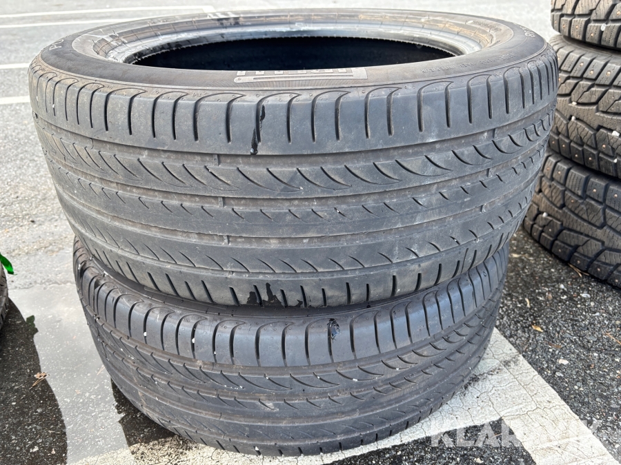 Vinterdäck Pirelli 235/50-18