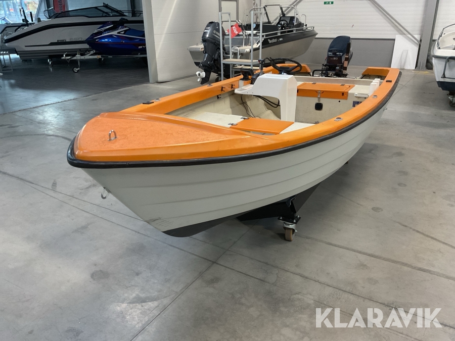 Båt Crescent 434 Yamaha 20hk hydraulstyrning