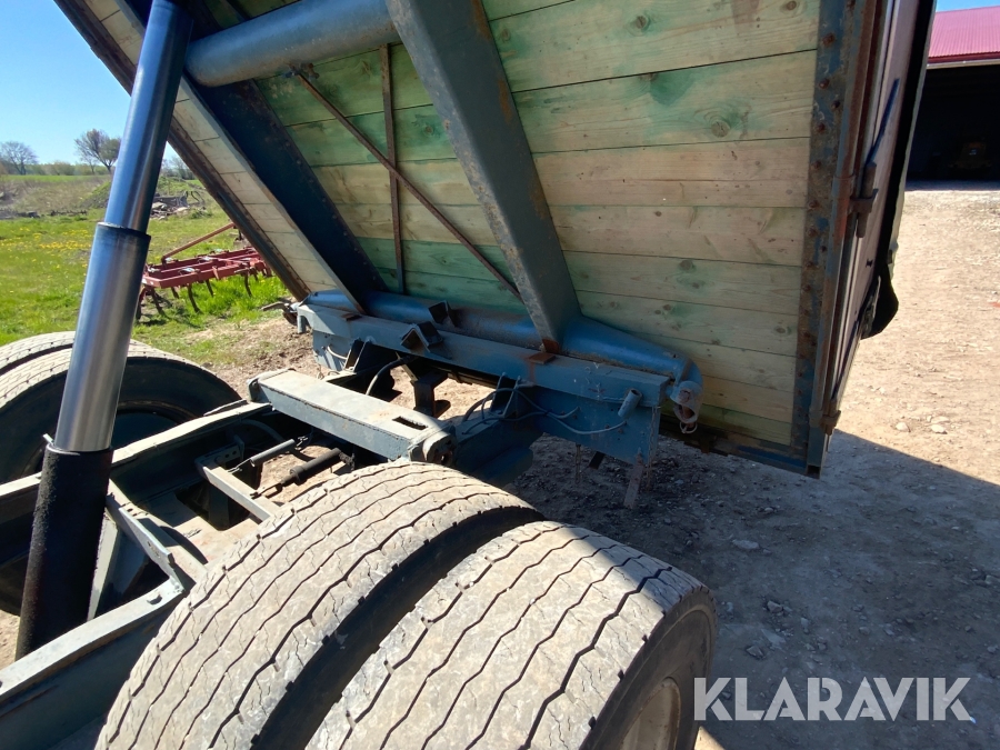 Tippvagn, Ystad, Klaravik auktioner