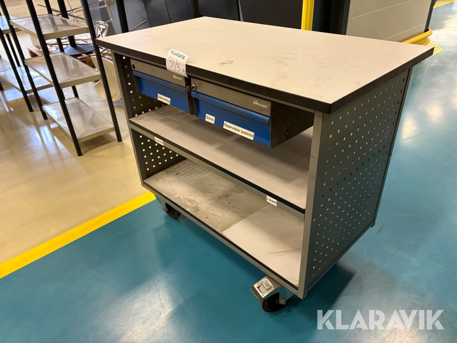 Arbetsbänk på hjul Gigant