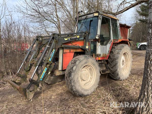 Traktor Massey Ferguson 675