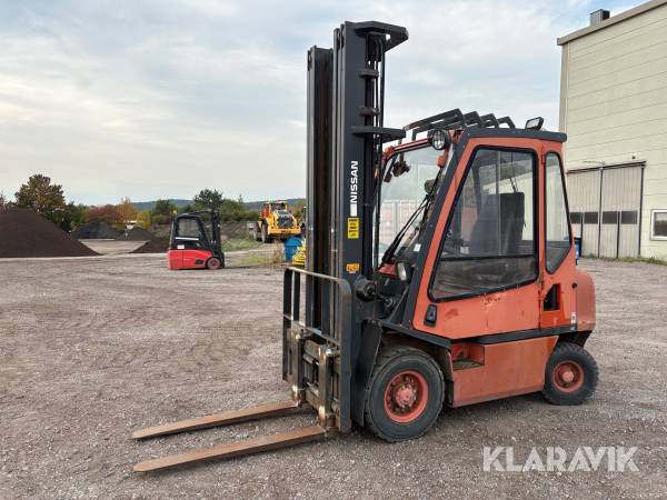 Dieseltruck Nissan FDO 2A250