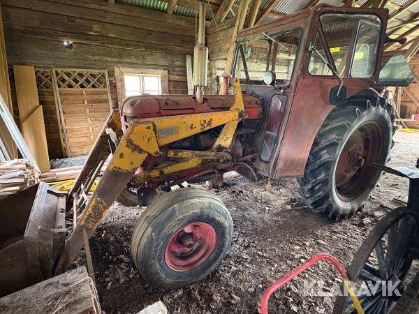Traktor Volvo BM 350 Boxer med frontlastare & skopa