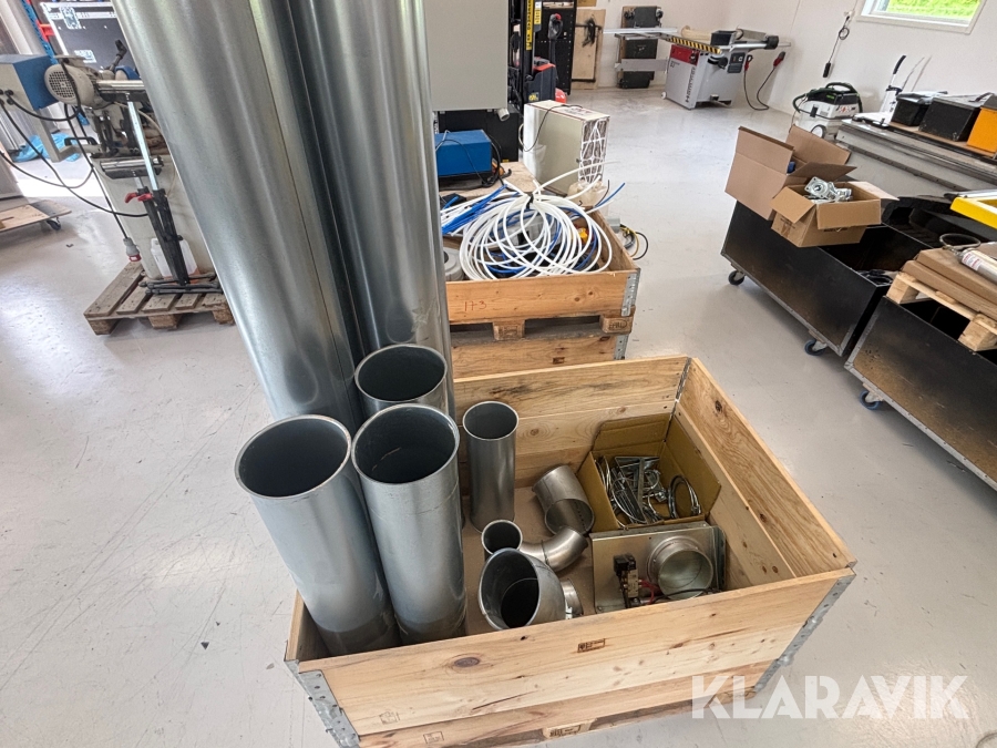Utsugsrör för spånsug med spjäll