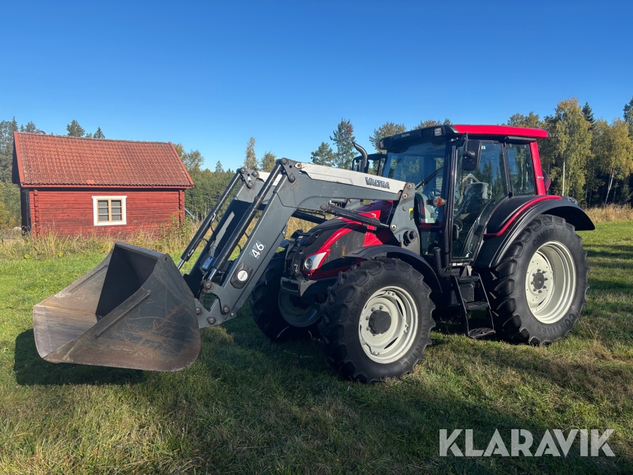 Traktor Valtra N103 HiTech med lastare