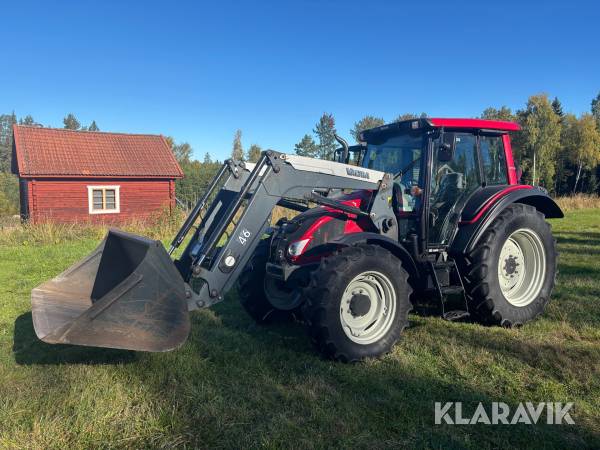 Traktor Valtra N103 HiTech med lastare