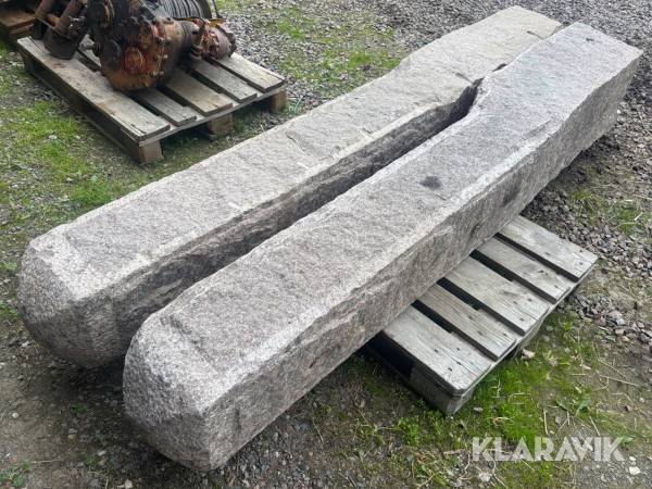 Grindstolpar 2 st i sten