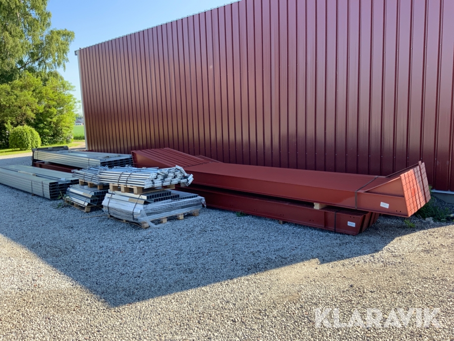 Stålstomme för isolerad maskinhall 11x25 meter