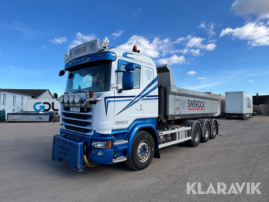 Tippbil Scania R 450 Plogutrustad