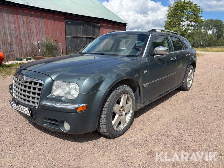 Chrysler 300C HEMI AWD
