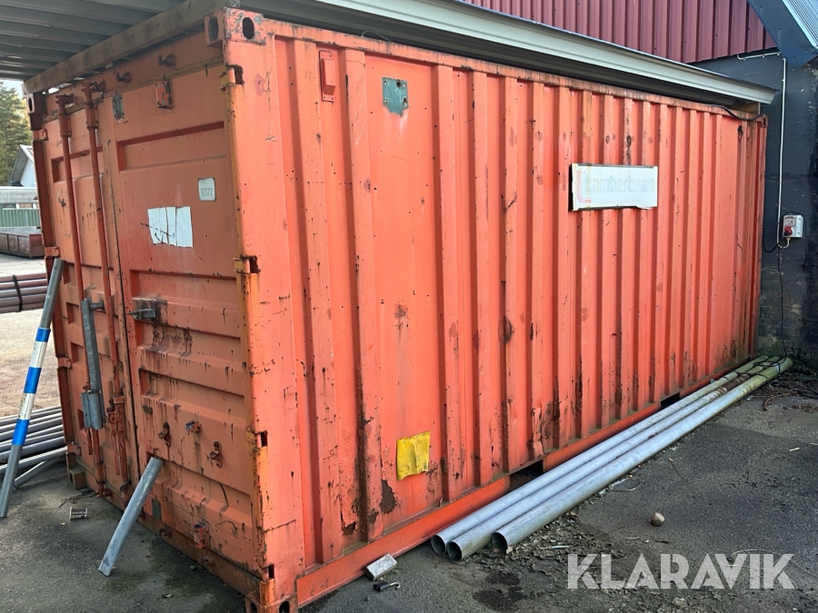Container med elcentral och belysning