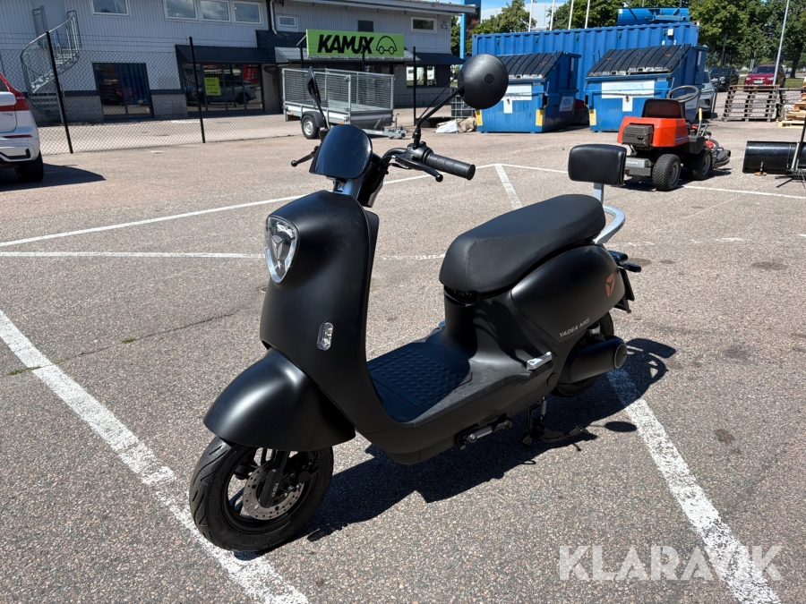 Moped Yade M6