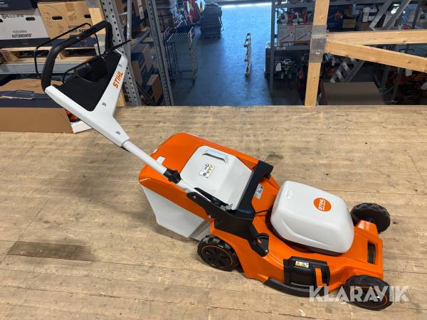Gräsklippare Stihl RMA 453.3 PV oanvänd