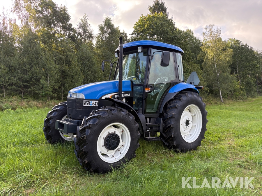 Traktor New Holland TD80D