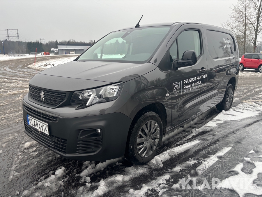 Skåpbil Peugeot Partner PRO+ L2