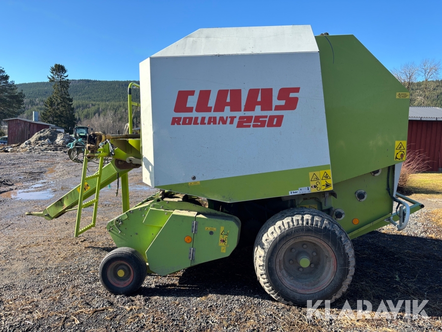 Rundbalspress Claas Rollant 250