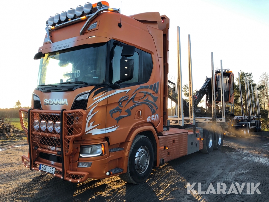Timmerbil Scania R650B6X4NB med kran & släp 