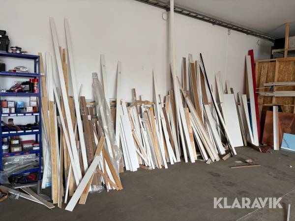 Parti med smygare,lister och fönsterbänkar diverse storlekar