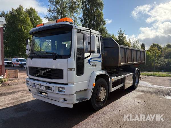 Lastväxlare Volvo FL6 med flak