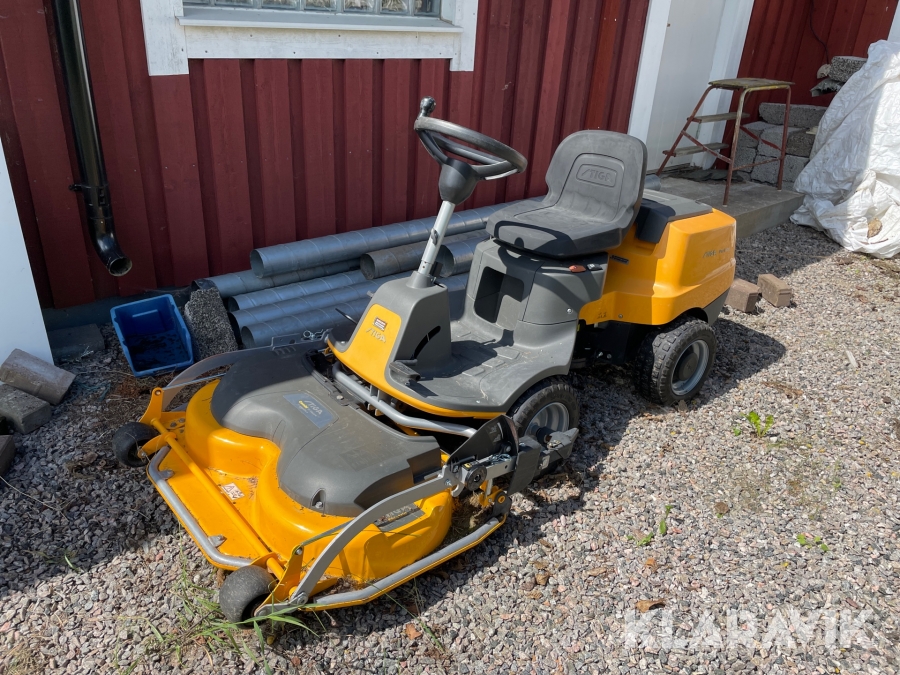 Gräsklippare Stiga Park 220
