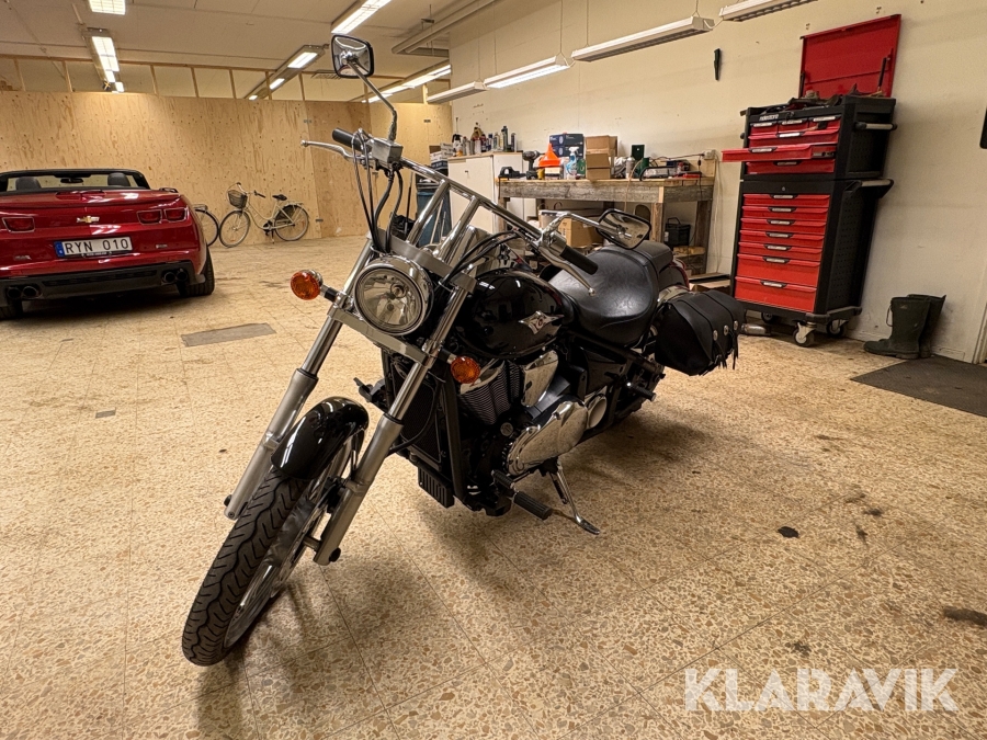 Motorcykel Custom Kawasaki Vulcan VN900