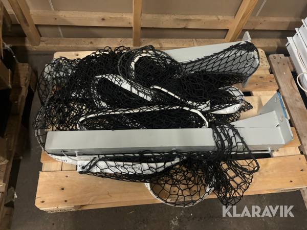 Paddelnät med tillhörande stolpar Unisport & sand till paddelbana