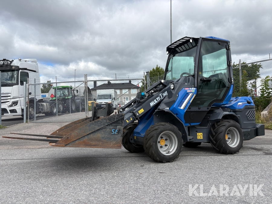 Kompaktlastare MultiOne M1 7,2 k med skopa och gafflar
