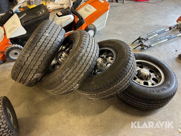 Sommardäck på aluminiumfälgar Hankook Radial 07 4 st