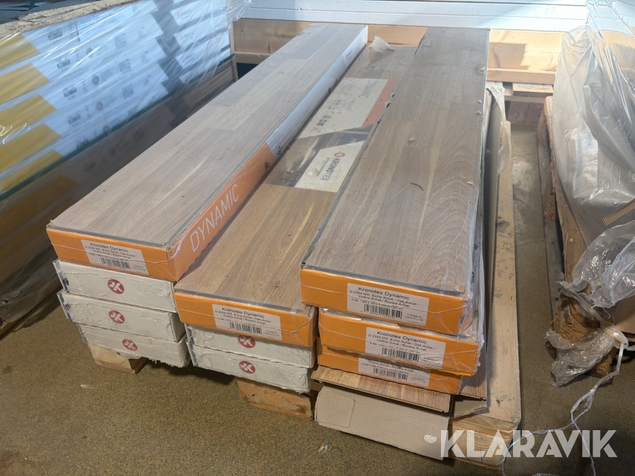 Laminatgolv ca 15m2