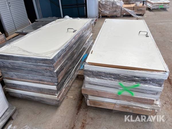Dörrar med karm 890x2100 15st