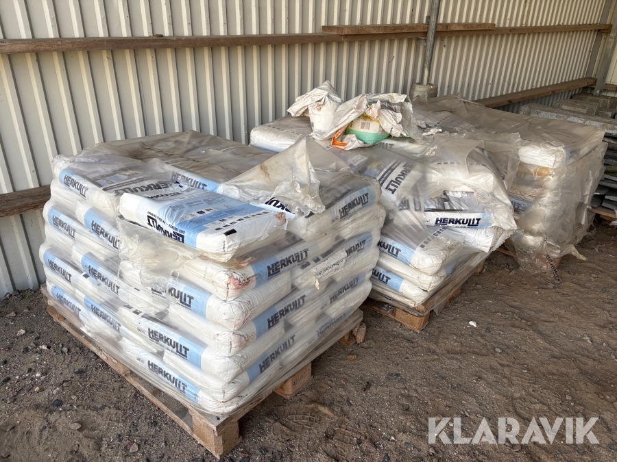 Pallar med betong Herkulit