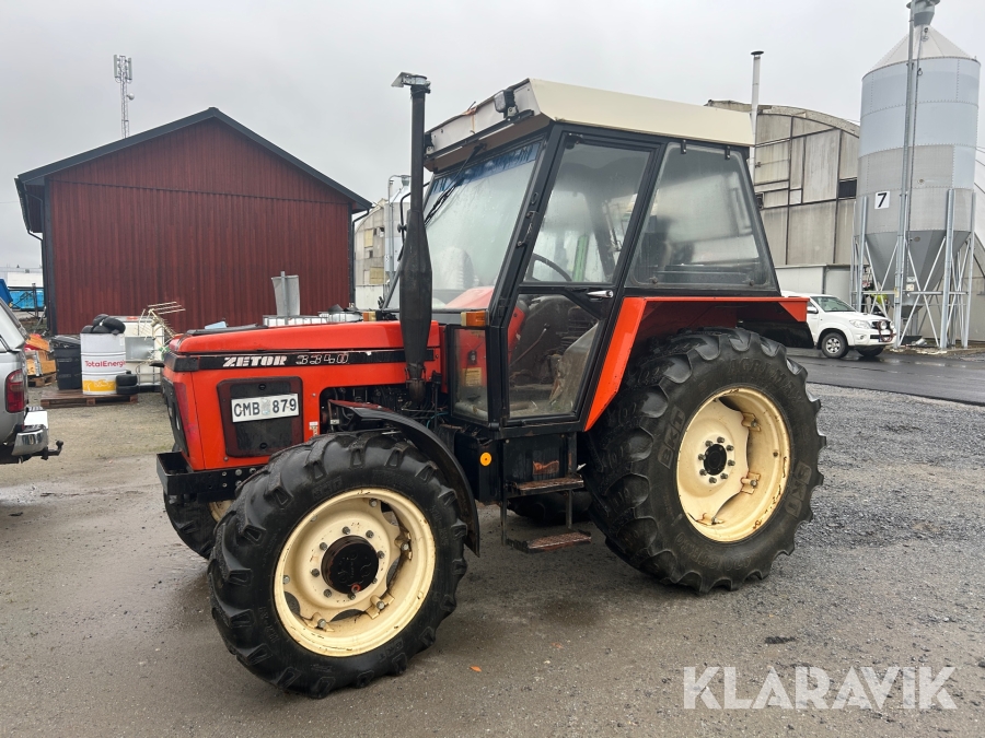 Traktor Zetor 3340