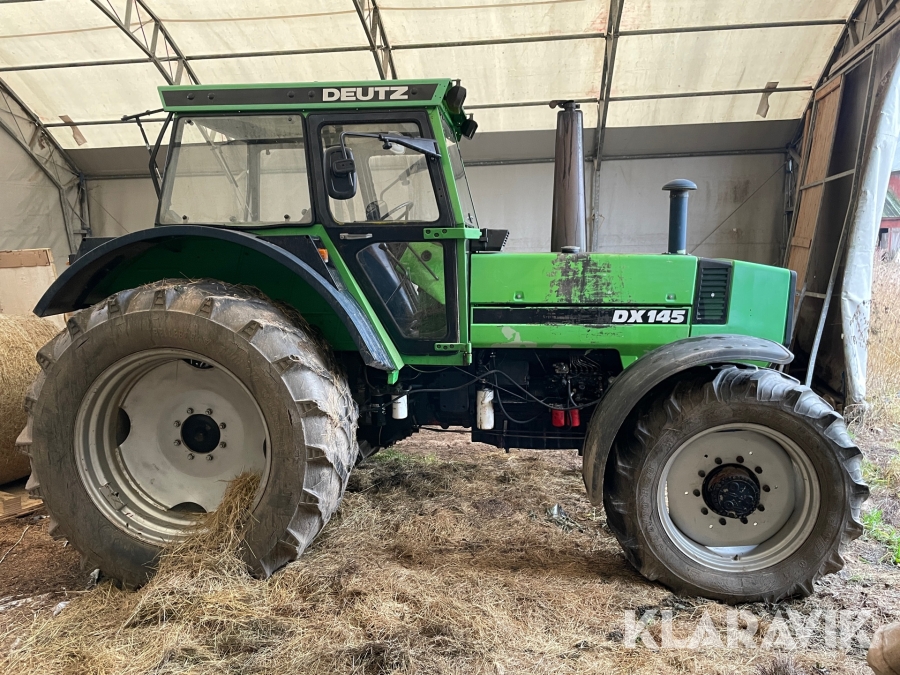 Traktor Deutz-Fahr DX 145