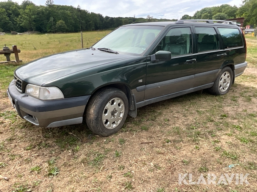 Volvo XC70