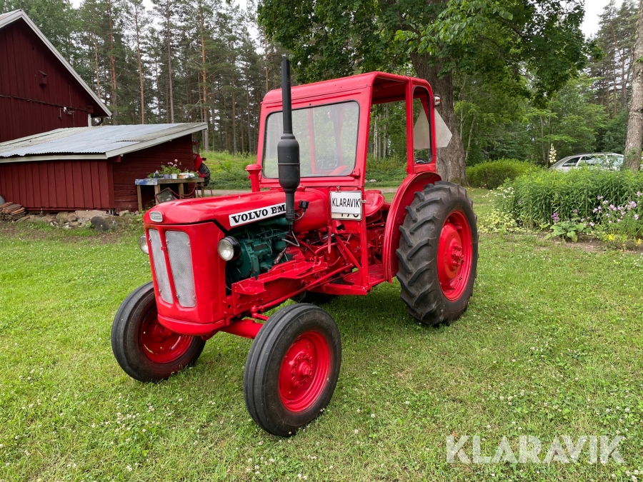 Traktor Volvo BM 320