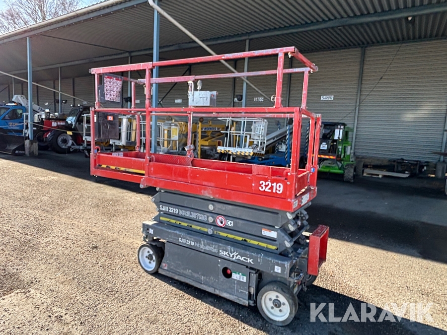 Saxlyft Skyjack SJIII 3219