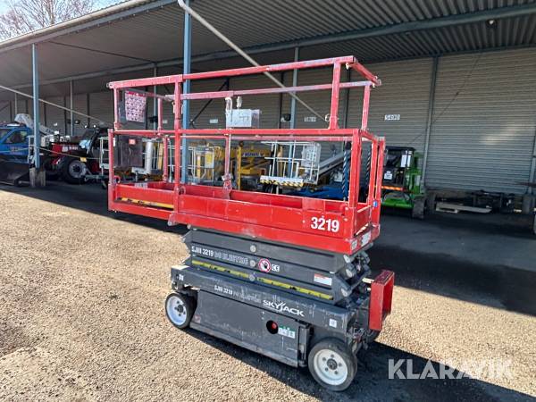 Saxlyft Skyjack SJIII 3219