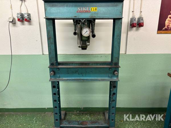 Hydraulpress med redskap Nike ETNP 18