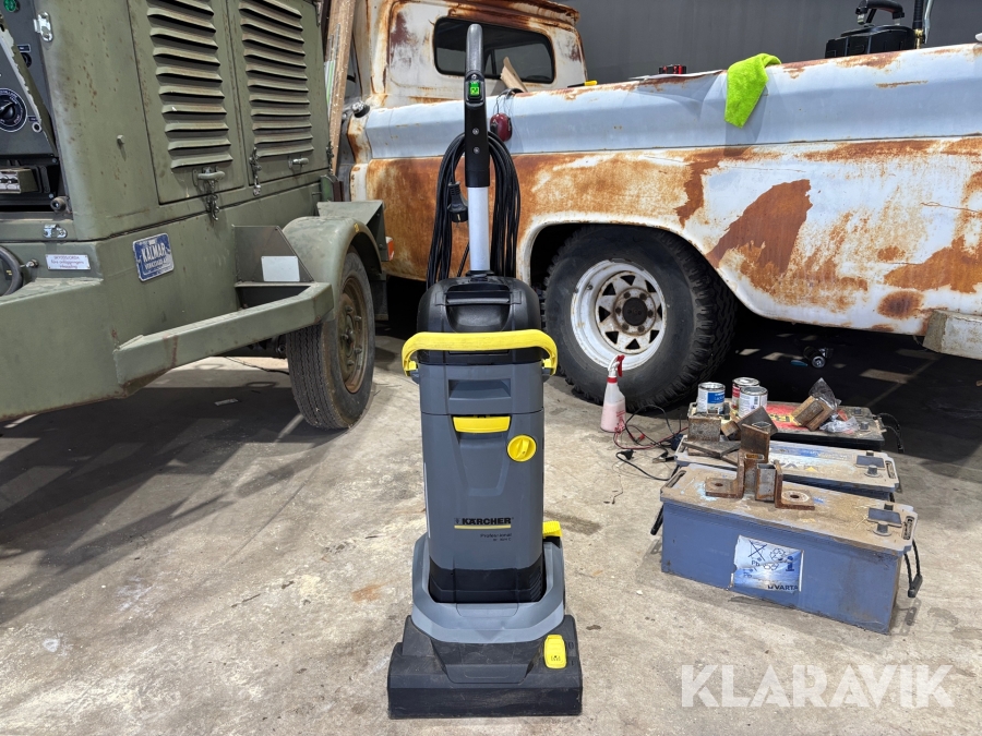 Skurmaskin Kärcher BR 30/4C