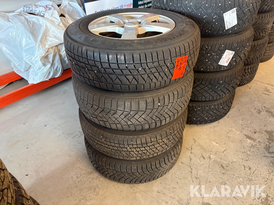 Vinterhjul 4 st Kumho WS71 215/70R16