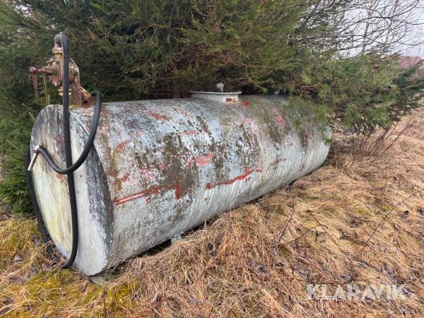 Dieseltank 3000L med pump