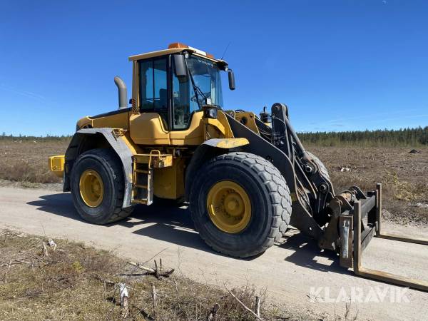 Hjullastare Volvo L110F med tillbehör