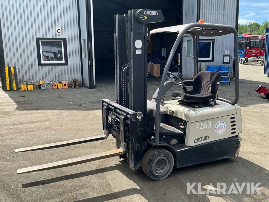 Truck Crown SC 4200 Series med långgafflar