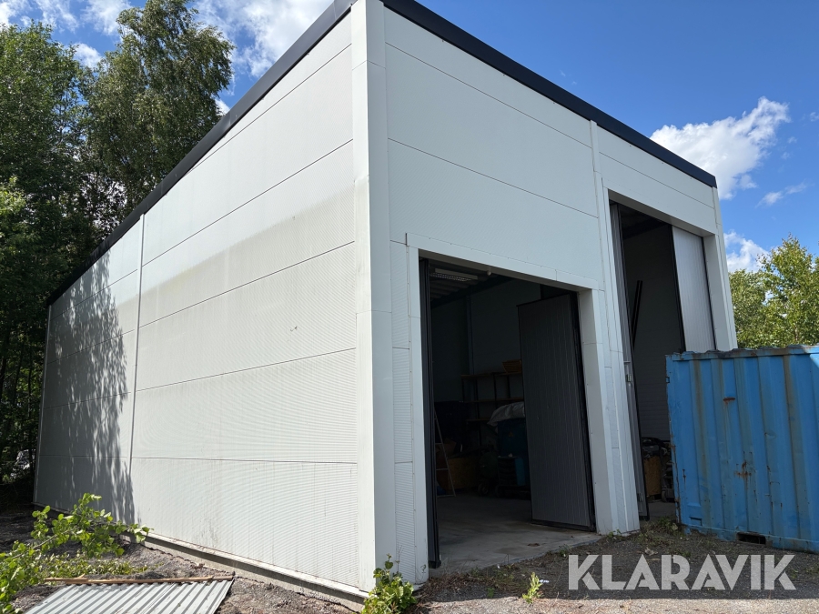 Industrihall / lagerhall 8 x 12 m/ med 2st vikportar