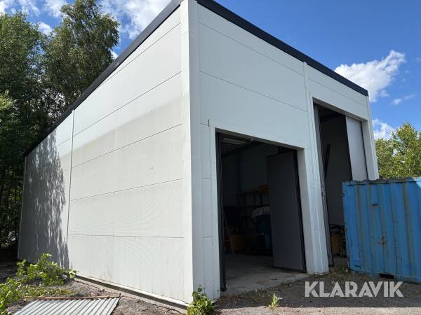 Industrihall / lagerhall 8 x 12 m/ med 2st vikportar