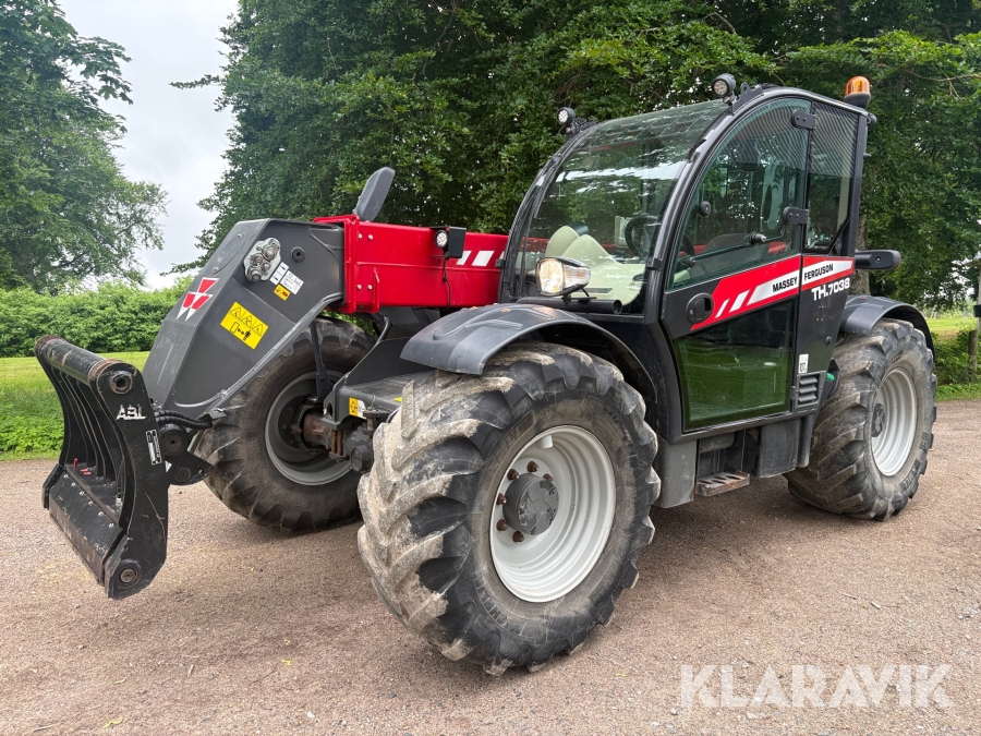 Teleskoplastare Massey Ferguson TH7038