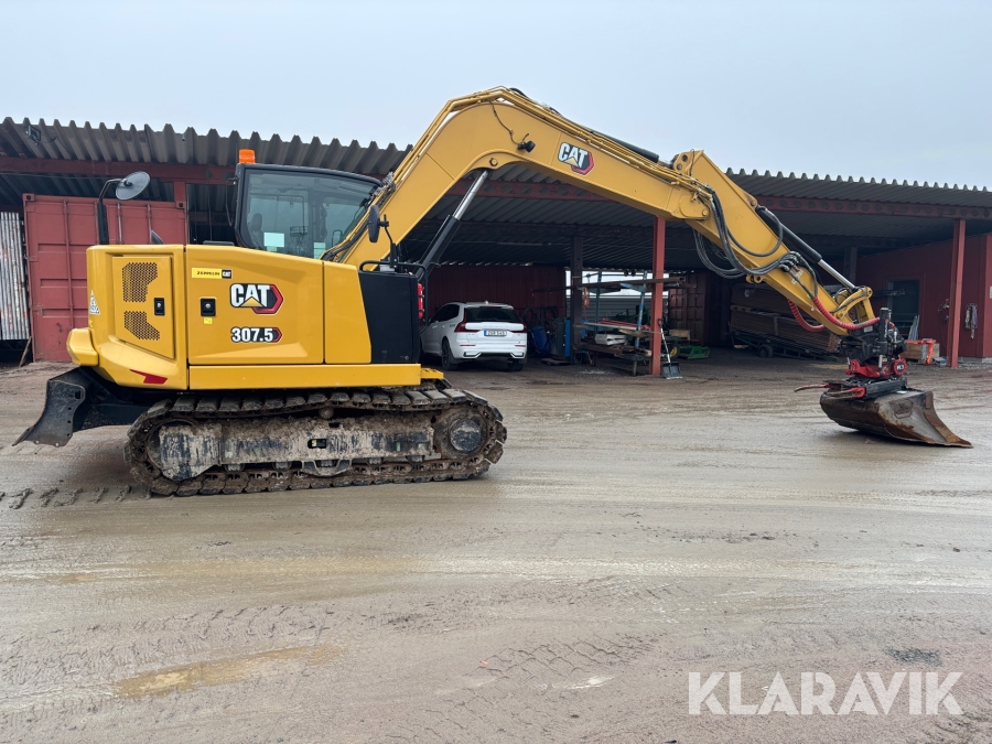 Grävmaskin CAT 307,5 med Rototilt R3 + grip och planerskopa