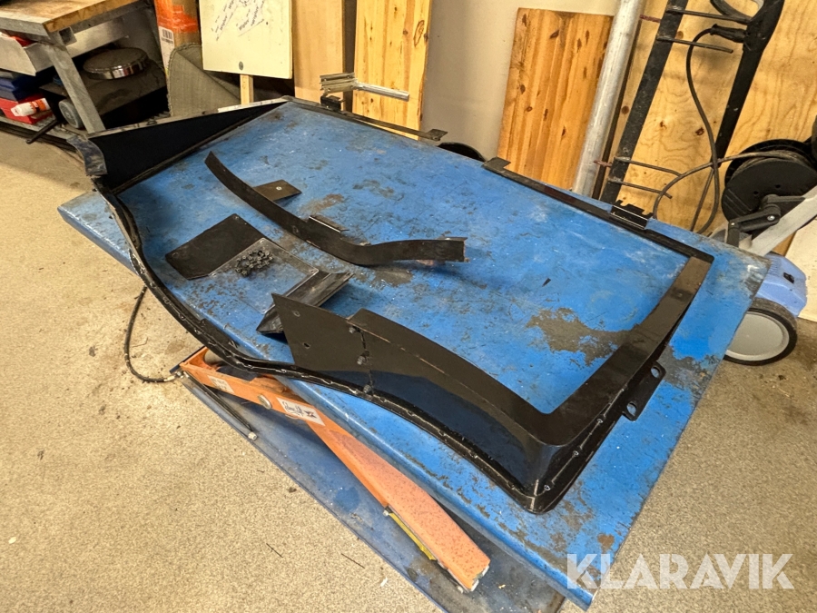 Bakrutekil till Valtra A-Modell 